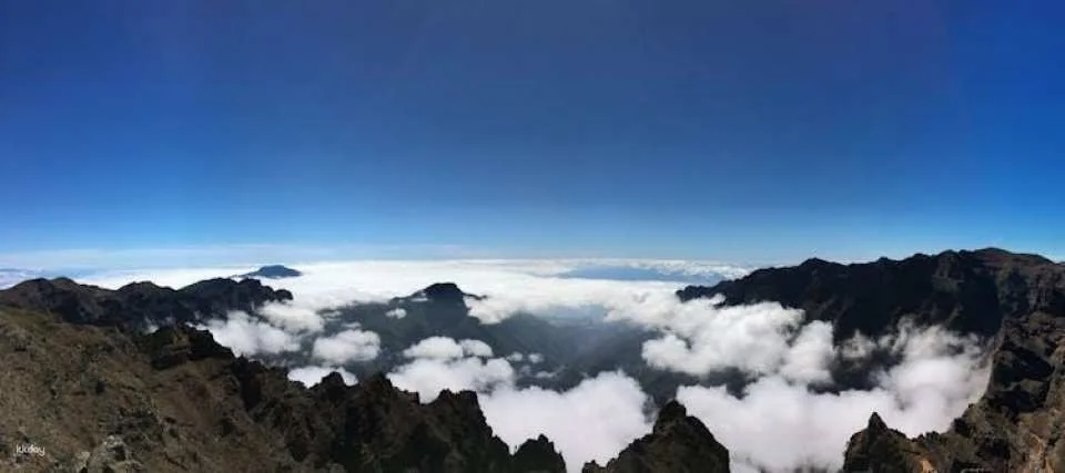Roque de Los Muchachos and sunset hiking tour with transfer