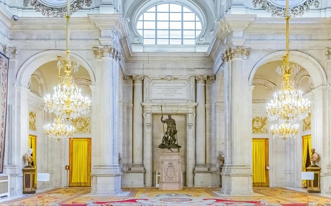 Royal Palace of Madrid Guided Tour  Image 4