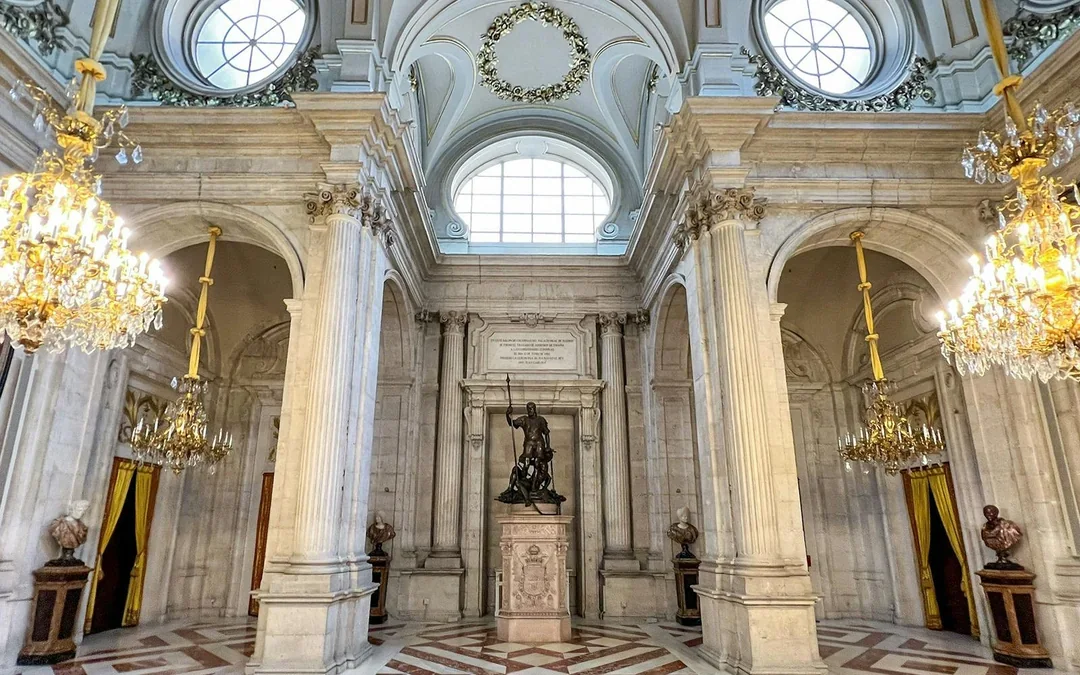 Royal Palace of Madrid Skip-the-Line Guided Tour Image 11