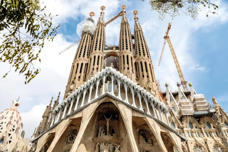 Sagrada Familia entrance tickets with audioguide