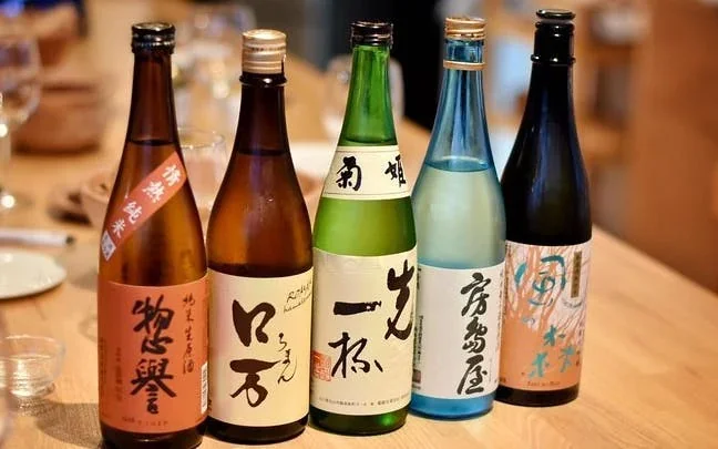 Sake Tasting Masterclass in Shinjuku (8+ Varieties with a Pro) Image 4