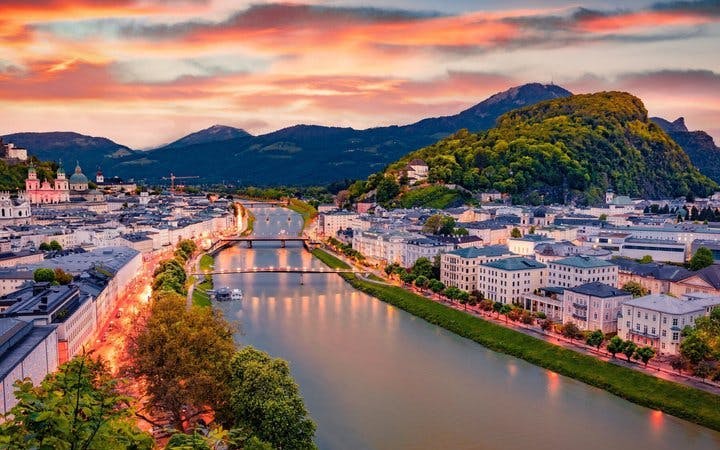Salzburg Self-Guided Walking Tour on Mobile App Image 3