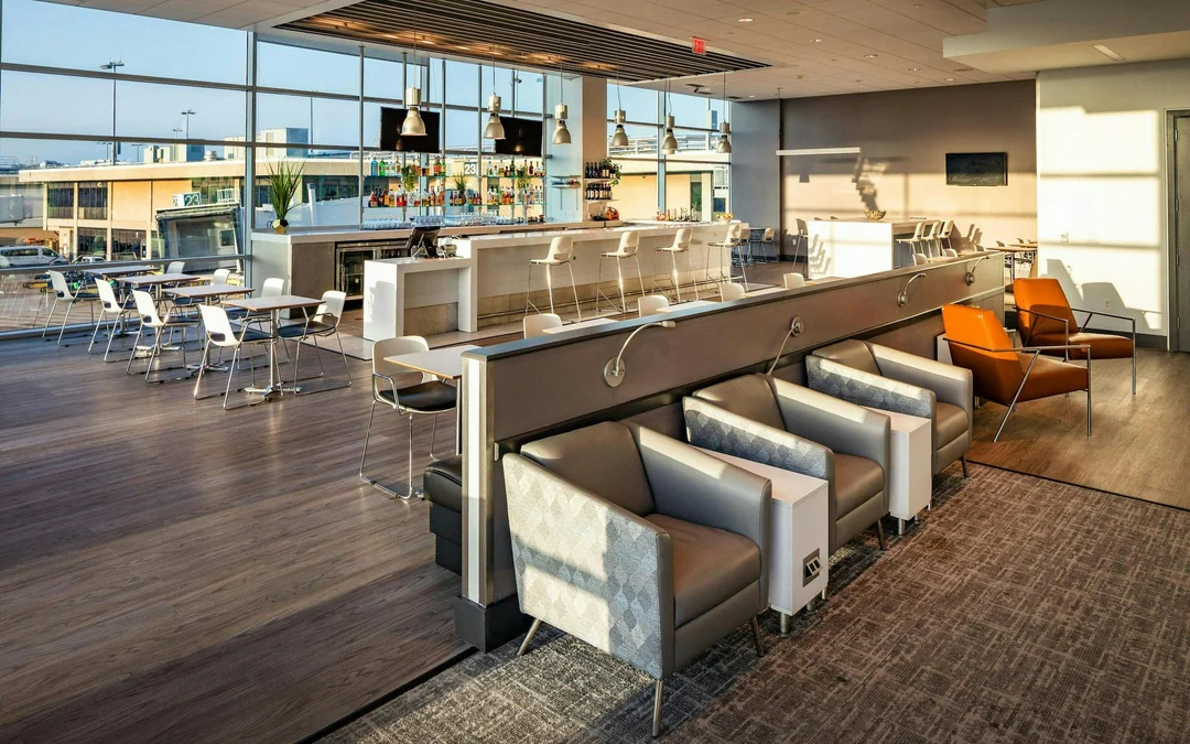 San Diego International Airport: Aspire Lounge at Terminal 2 Image 5