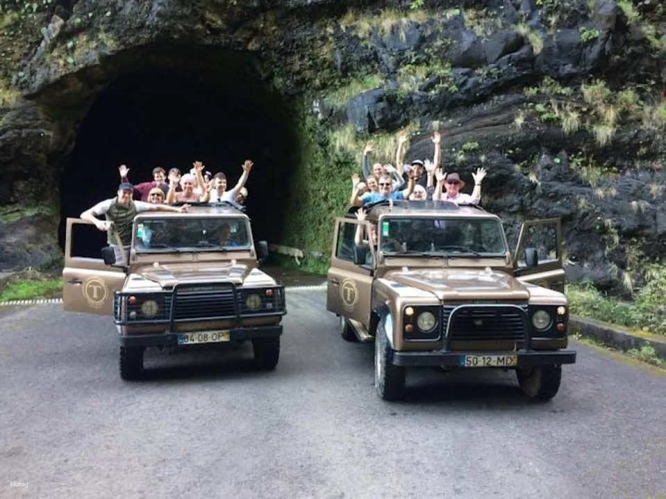 Santana Biosphere Reserve and Arieiro Peak Full Day Open Roof 4x4 Tour