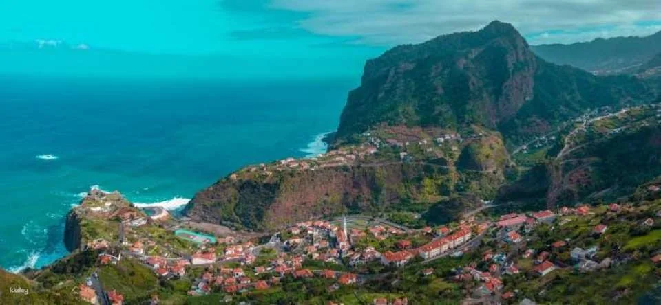 Santana Biosphere Reserve and Arieiro Peak Full Day Open Roof 4x4 Tour