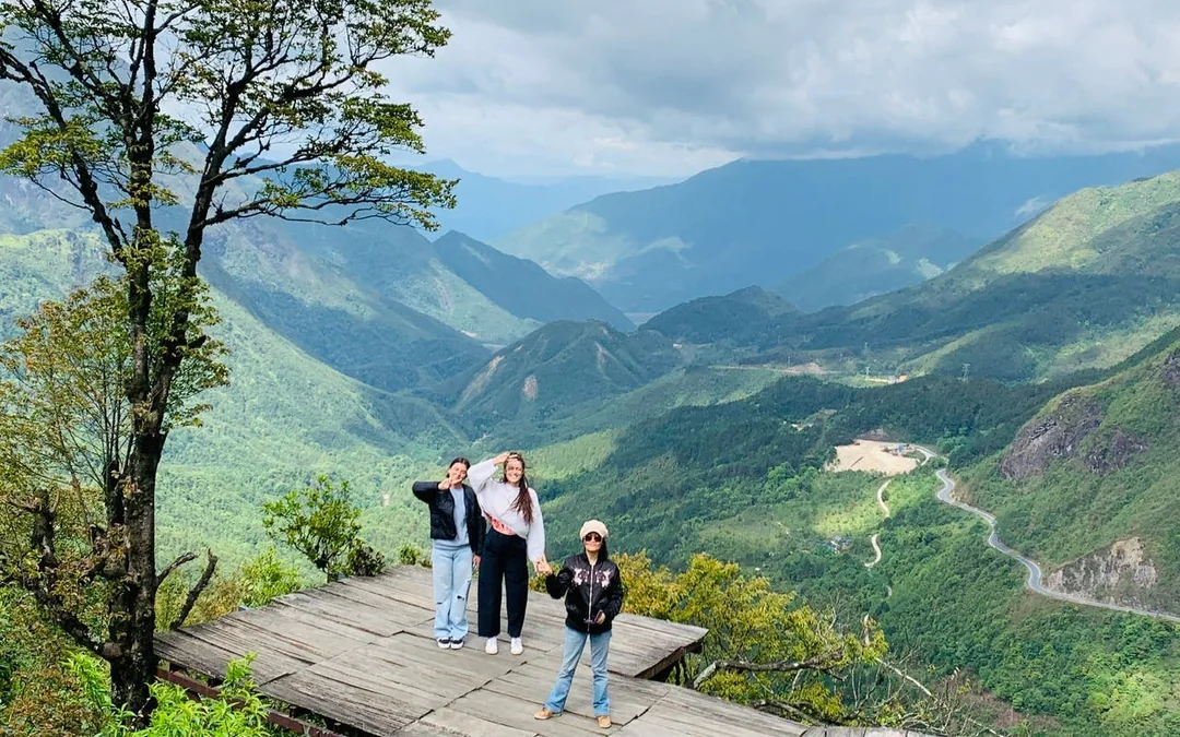 Sapa Private Customizable Motorbike Tour with Local Guide and Personalized Itinerary Image 4