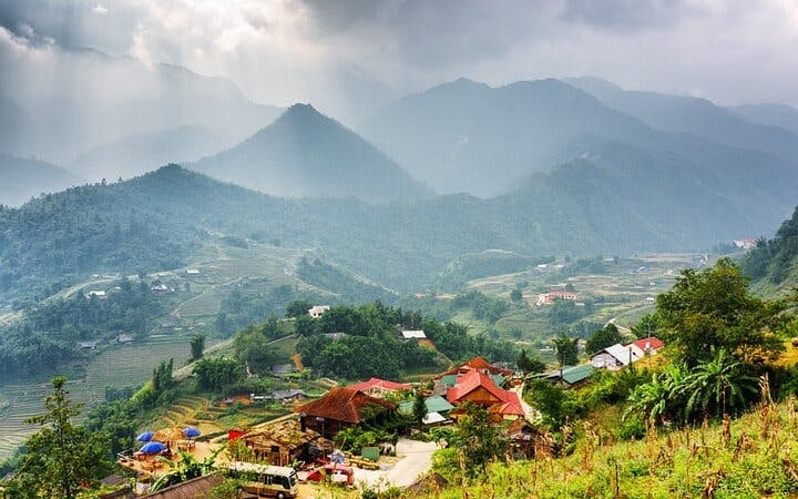 Sapa Private Guided Car Tour of Villages, Waterfalls, and Scenic Sites with Hotel Pickup Image 1