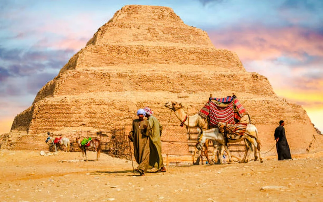 Saqqara, Memphis and Dahshur Guided Day Trip with Lunch Image 4