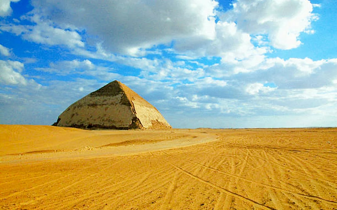 Saqqara, Memphis and Dahshur Guided Day Trip with Lunch Image 8