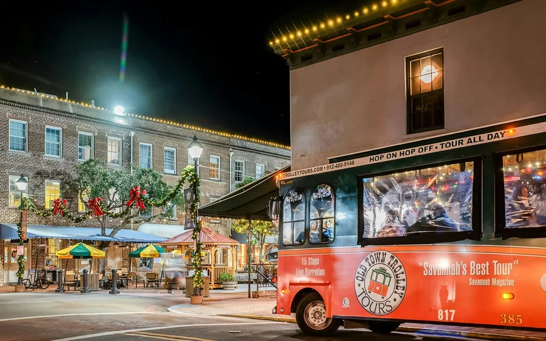Savannah Holiday Sights and Festive Nights Image 4