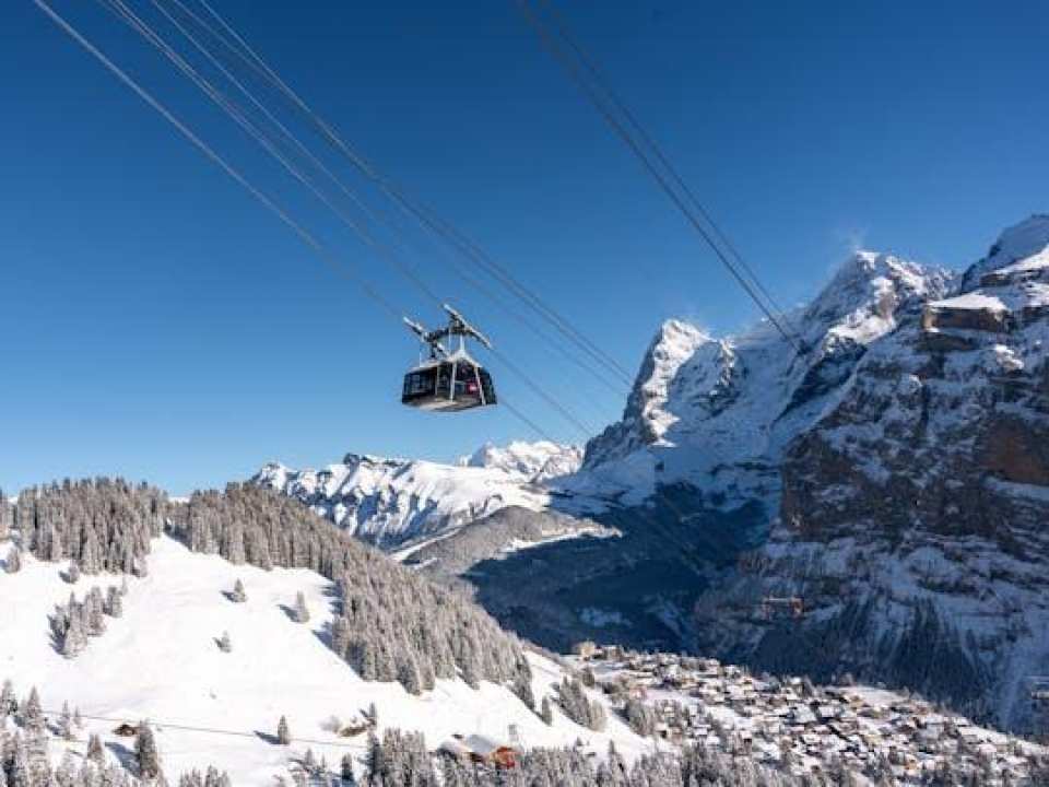 Schilthorn cable car ticket from Mürren or Stechelberg