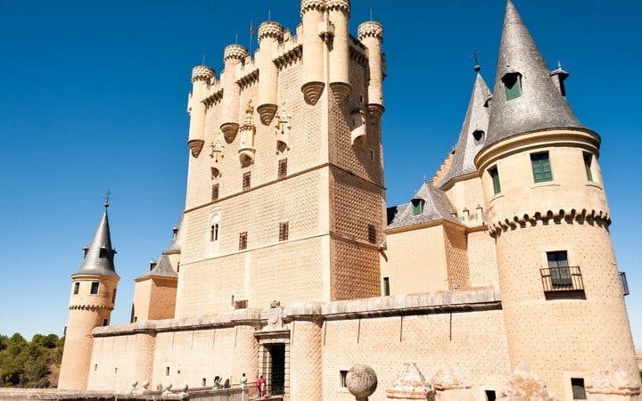 Segovia Self-Guided Walking Tour on Mobile App Image 2