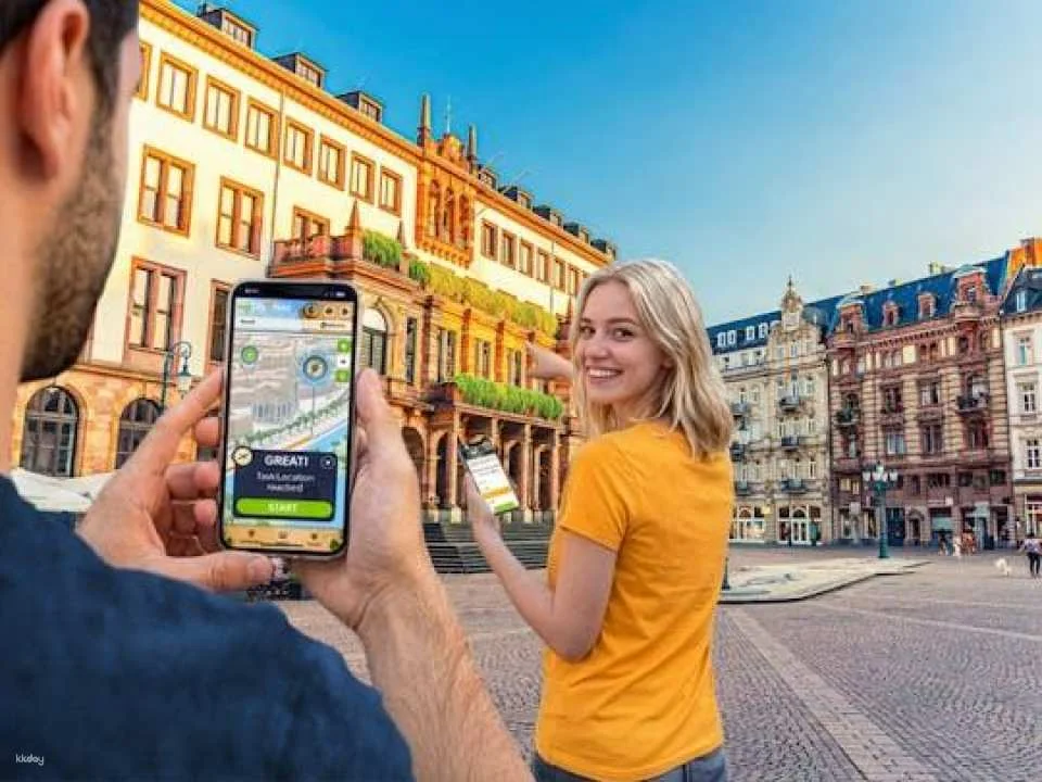 Self-guided digital scavenger hunt in Wiesbaden