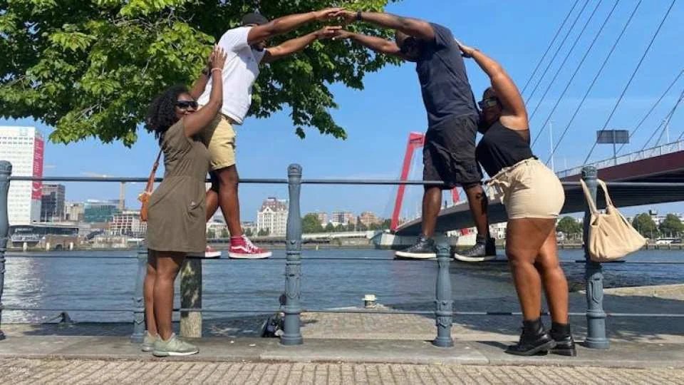 Self guided tour with interactive city game of Rotterdam