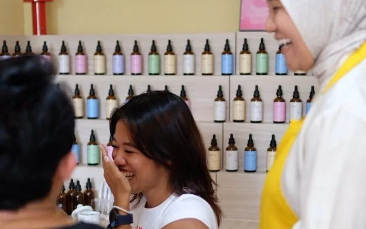 Seminyak: Perfume Making Experience in Bali Image 2