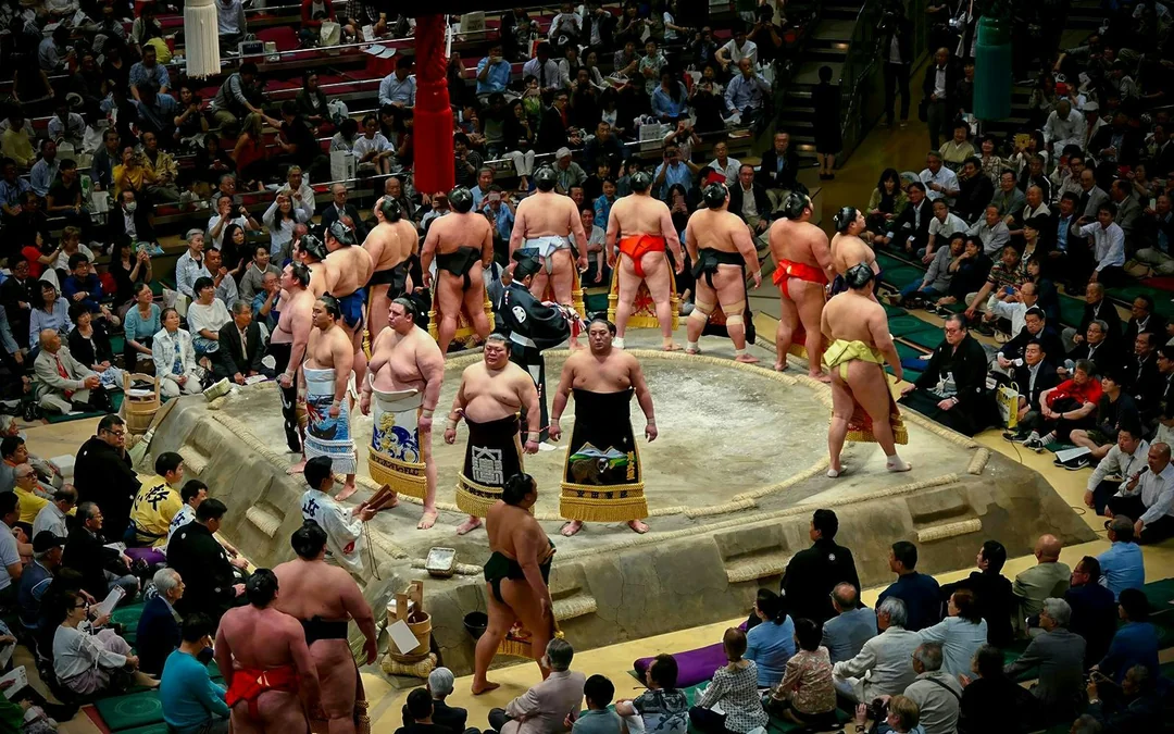 [Sept 13 - 27] Grand Sumo Tournament with Reserved Seats & Expert English Guide · Ryōgoku Kokugikan Image 2