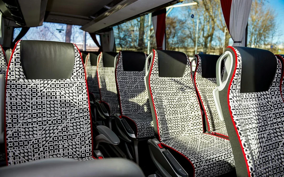 Shuttle Bus Transfers: Fiumicino Airport to/from Rome Termini Station by SIT Image 4