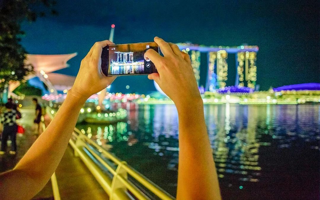 Singapore 4G M1 Tourist SIM Card - M1 Shops Islandwide Pick-Up Image 4