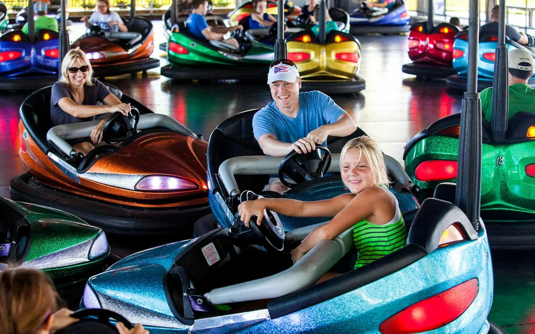 Six Flags Darien Lake One-Day Ticket with Fright Fest Access Image 2