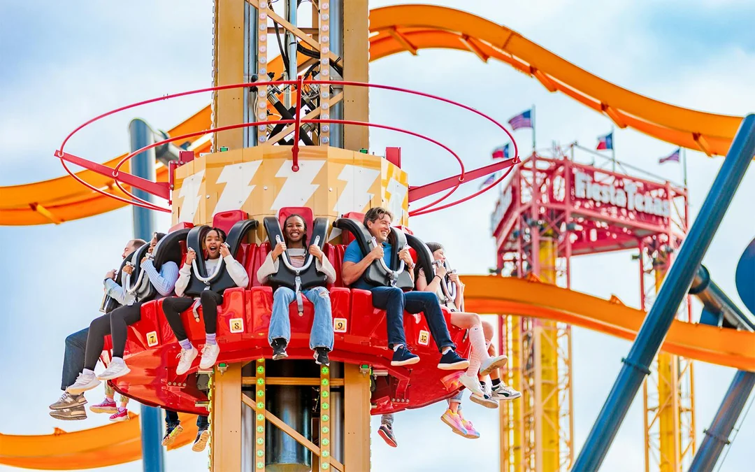 Six Flags Fiesta Texas One Day Ticket with Fright Fest Image 3