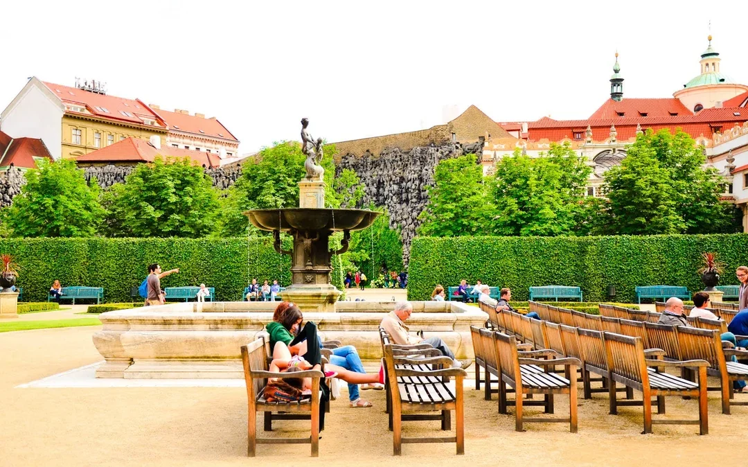 Skip-the-Line Combo: Prague Castle, National Museum & Astronomical Clock Image 8