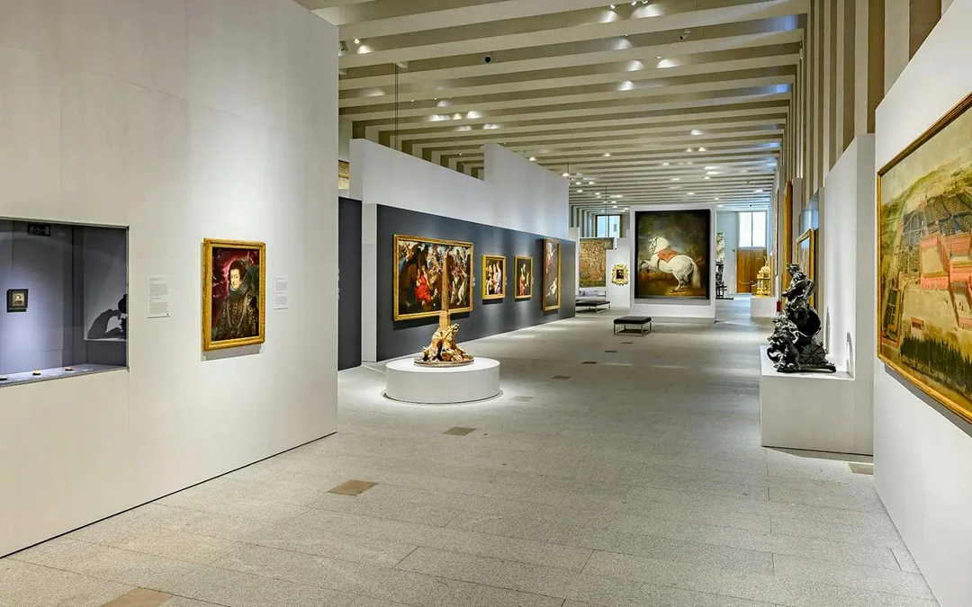 Skip-the-Line Tickets to Royal Collections Gallery Image 2