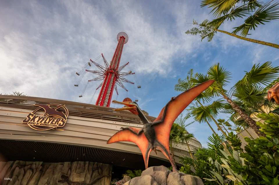 Skyflyers Giant Swing Ride at Asiatique Bangkok | Thailand