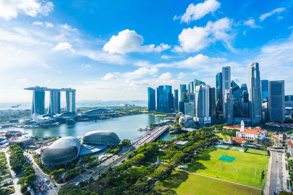 SkyHelix Sentosa: Singapore's Highest Open-Air Panoramic Ride with 360° Views of Sentosa and Southern Island