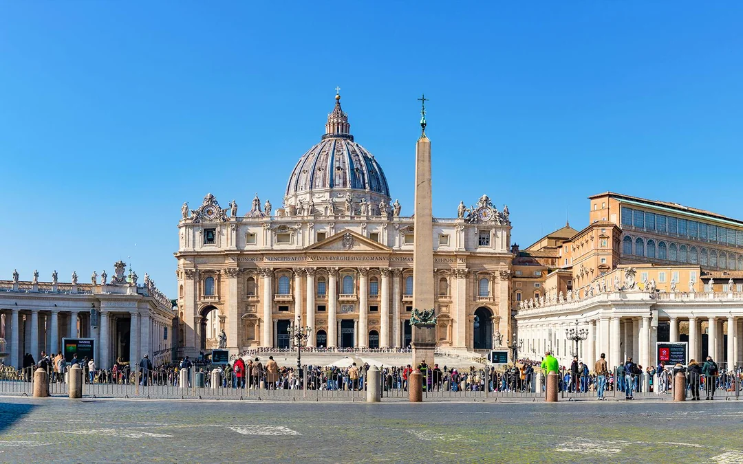 St. Peter's Basilica Entry with Audio Guide Image 2