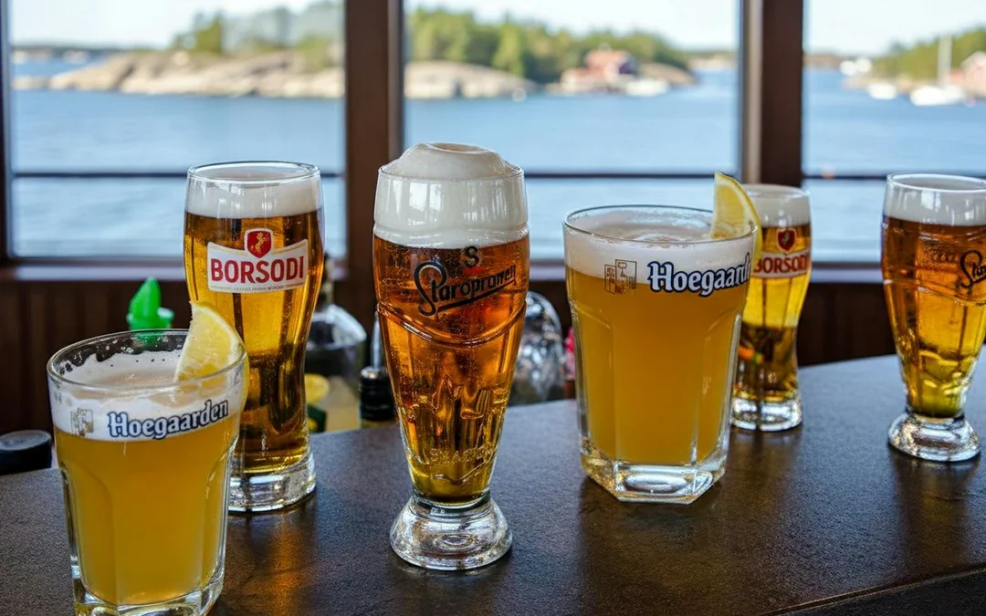 Stockholm: Archipelago Guided Cruise with Craft Beer Image 3