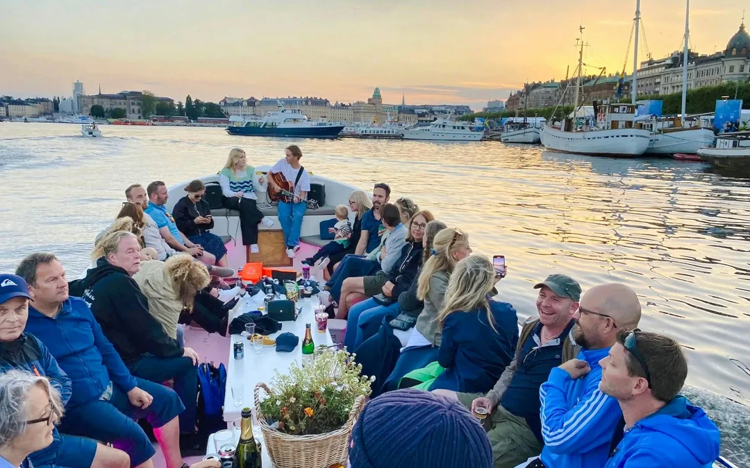 Stockholm: City Sightseeing Live Guided Cruise on an Eco-Friendly Electric Boat Image 5