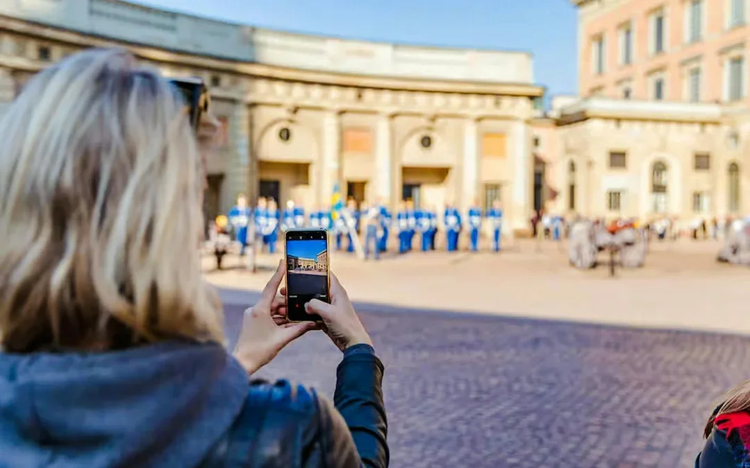 Stockholm Gamla Stan Tour & Changing of the Guard Ceremony Image 4