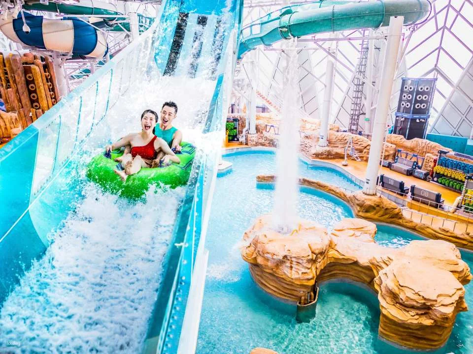 [Macau Attractions*] Studio City Water Park