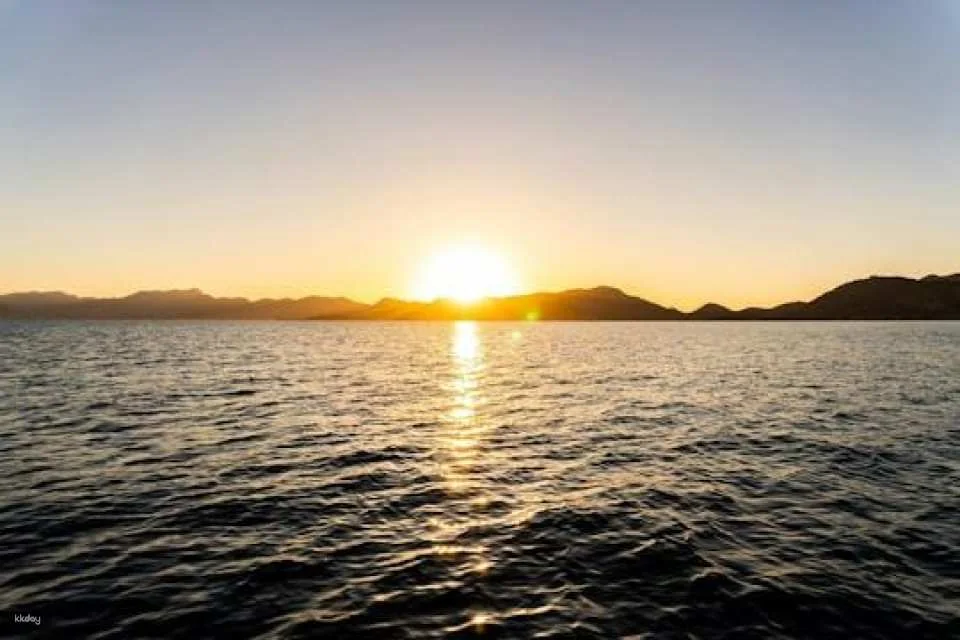 Sunset boat tour along the Mediterranean coast