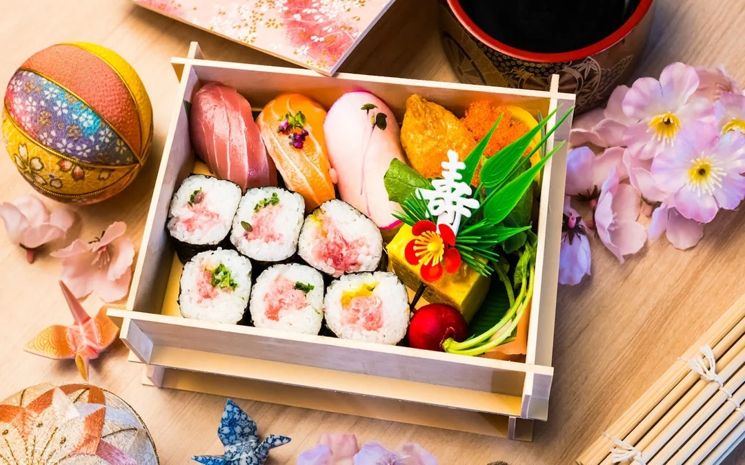Sushi Bento Making & Tsukiji Market Insider Tour with Tuna Tasting Image 1
