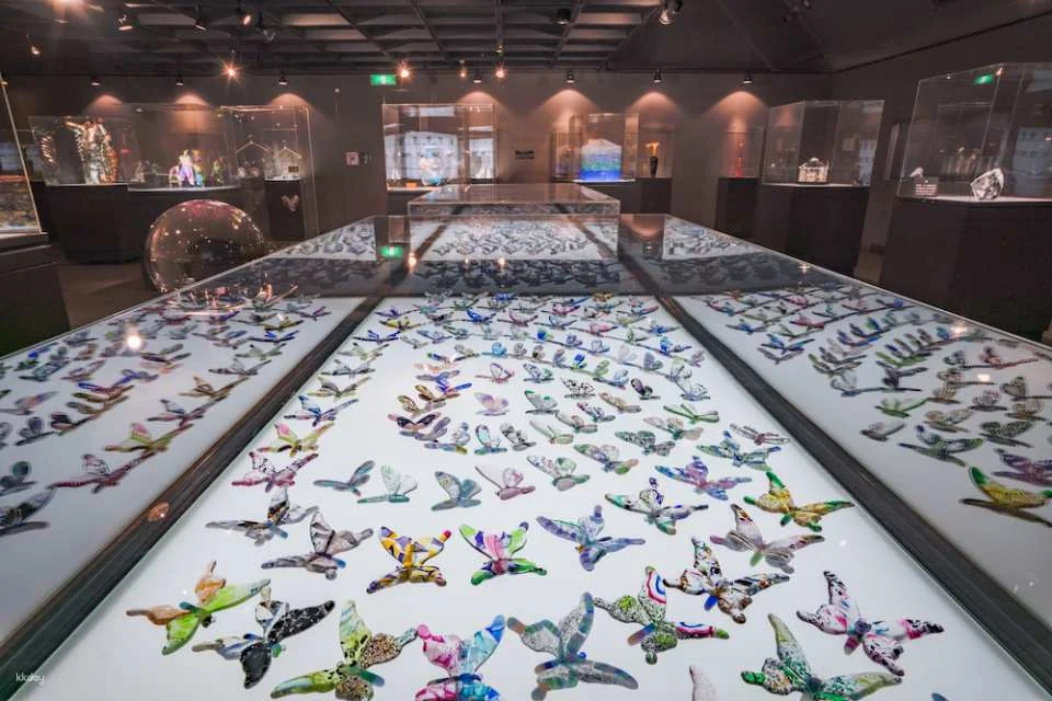 Suwa Glass Museum (SUWA Garasu no Sato Museum) Advance Admission Ticket (Instant Confirmation) | Nagano