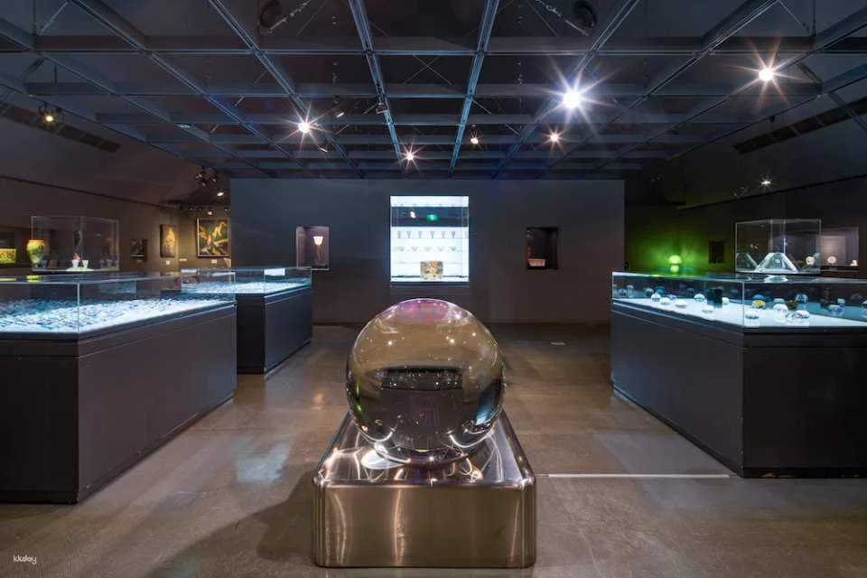 Suwa Glass Museum (SUWA Garasu no Sato Museum) Advance Admission Ticket (Instant Confirmation) | Nagano