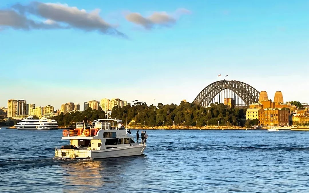 Sydney Harbour Sunset Cruise With Drinks and Grazing Platter Image 7