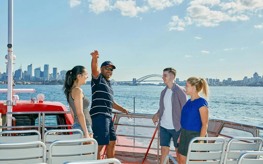 Sydney Whale Watching Cruise with 2-Day Hop-On Hop-Off Ferry Pass Image 3