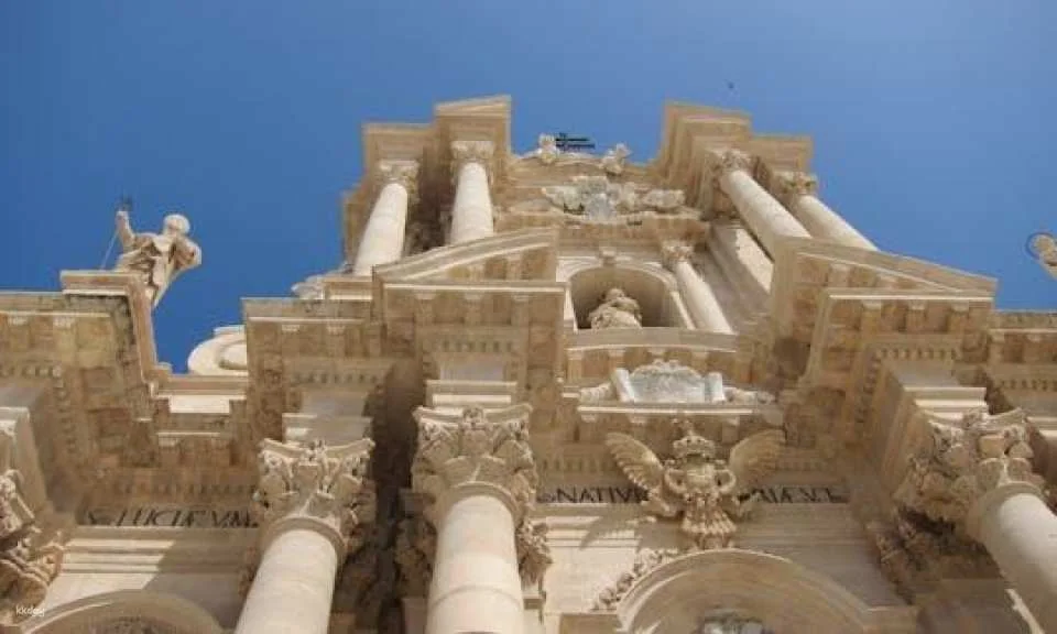 Syracuse and Ortygia Island guided tour from Taormina