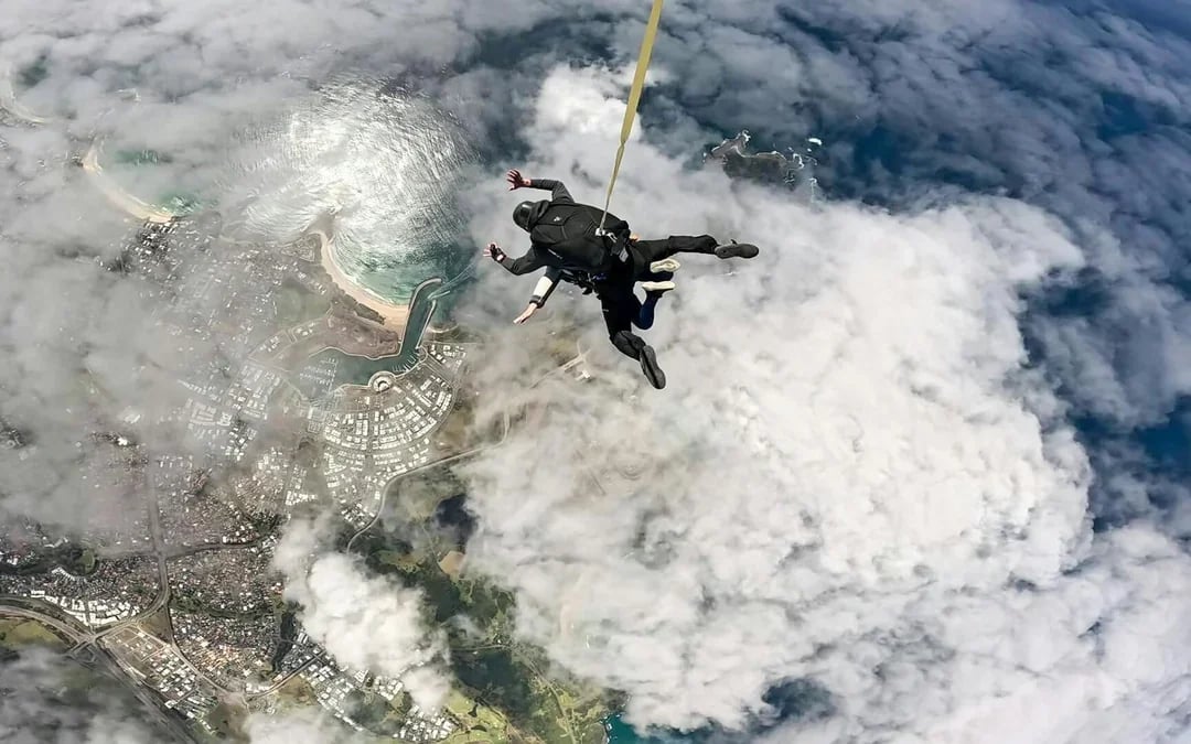 Tandem Skydive at Shellharbour Beach Image 8