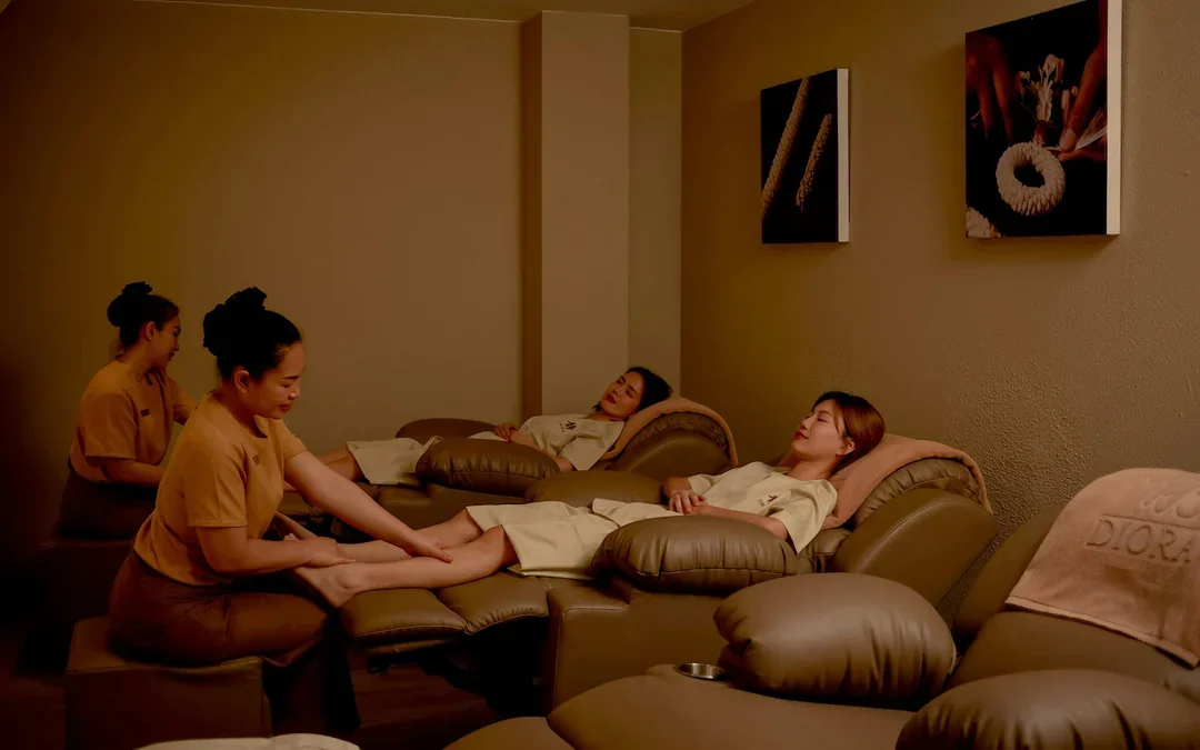 Thai Dry Massage | Diora Spa Bangkok Image 6