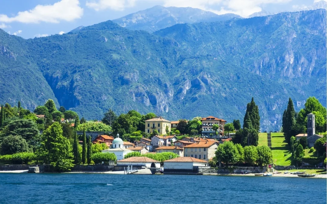 The Como Phantom: Self-Guided City Exploration Game Image 1
