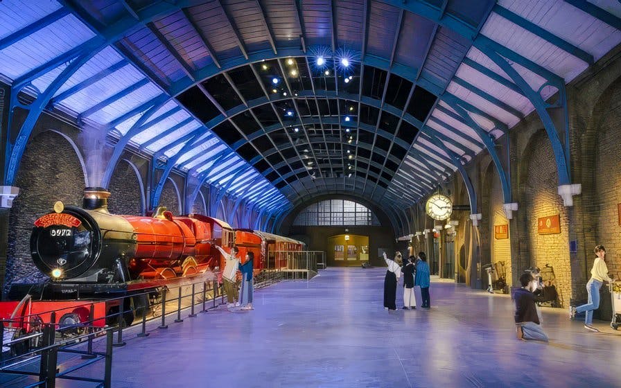 The Making of Harry Potter Tickets with Digital Guide & Souvenir Guidebook Image 1