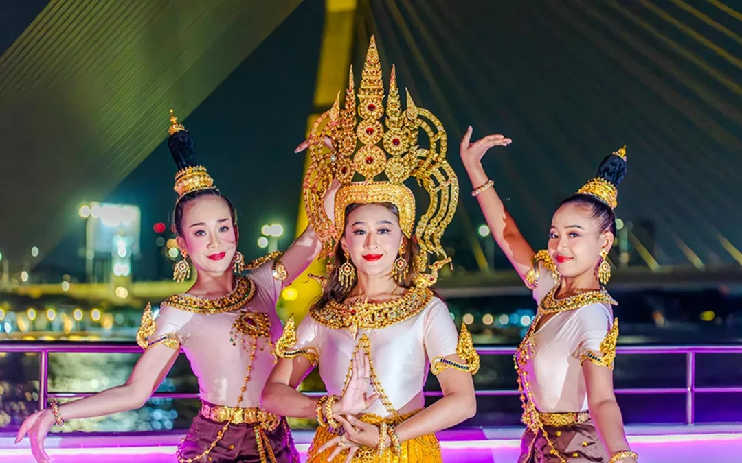 The Newest Luxury 5-Star Chao Phraya Dinner Cruise  Image 2