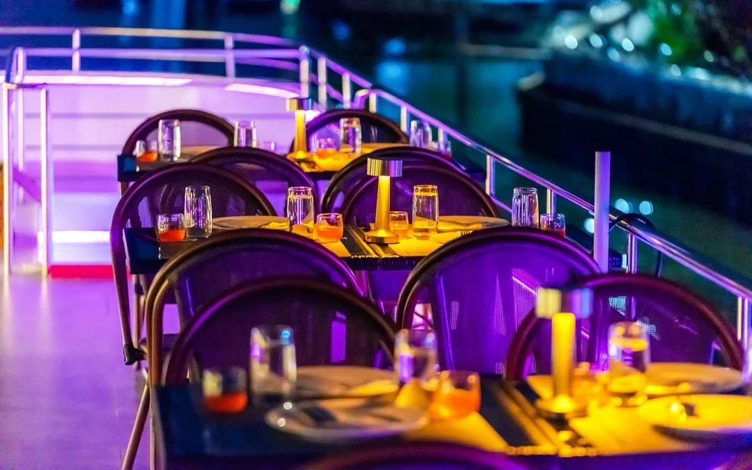The Newest Luxury 5-Star Chao Phraya Dinner Cruise  Image 6