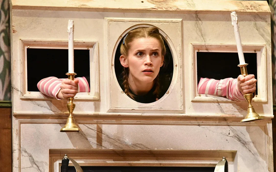 The Play That Goes Wrong Image 12