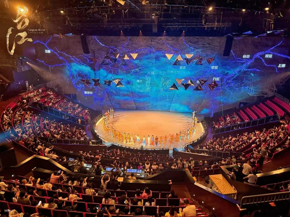 Tickets for the newly upgraded theater at Chongqing International Circus City: Immersive performance of the large-scale fantasy acrobatic show "The Yangtze River"