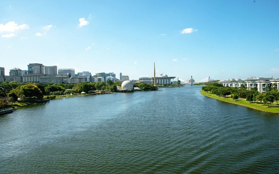 Tickets to Cruise on Tasik Putrajaya Image 4