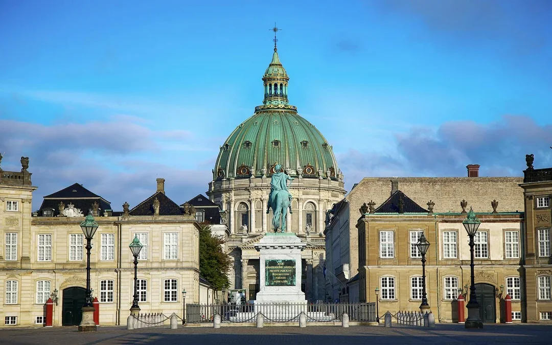 Tickets to Mystery Hunt by Amalienborg Palace Image 1